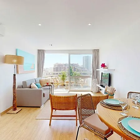 Da Avo Te - Em Frente A C Piscina